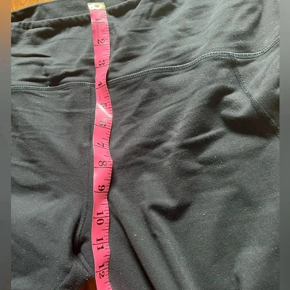 Tuff Athletics  black bootcut yoga pants Sz Medium - Picture 9 of 10